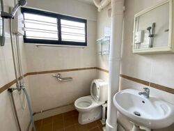 Blk 240 Gombak Gardens (Bukit Batok), HDB 3 Rooms #563941981